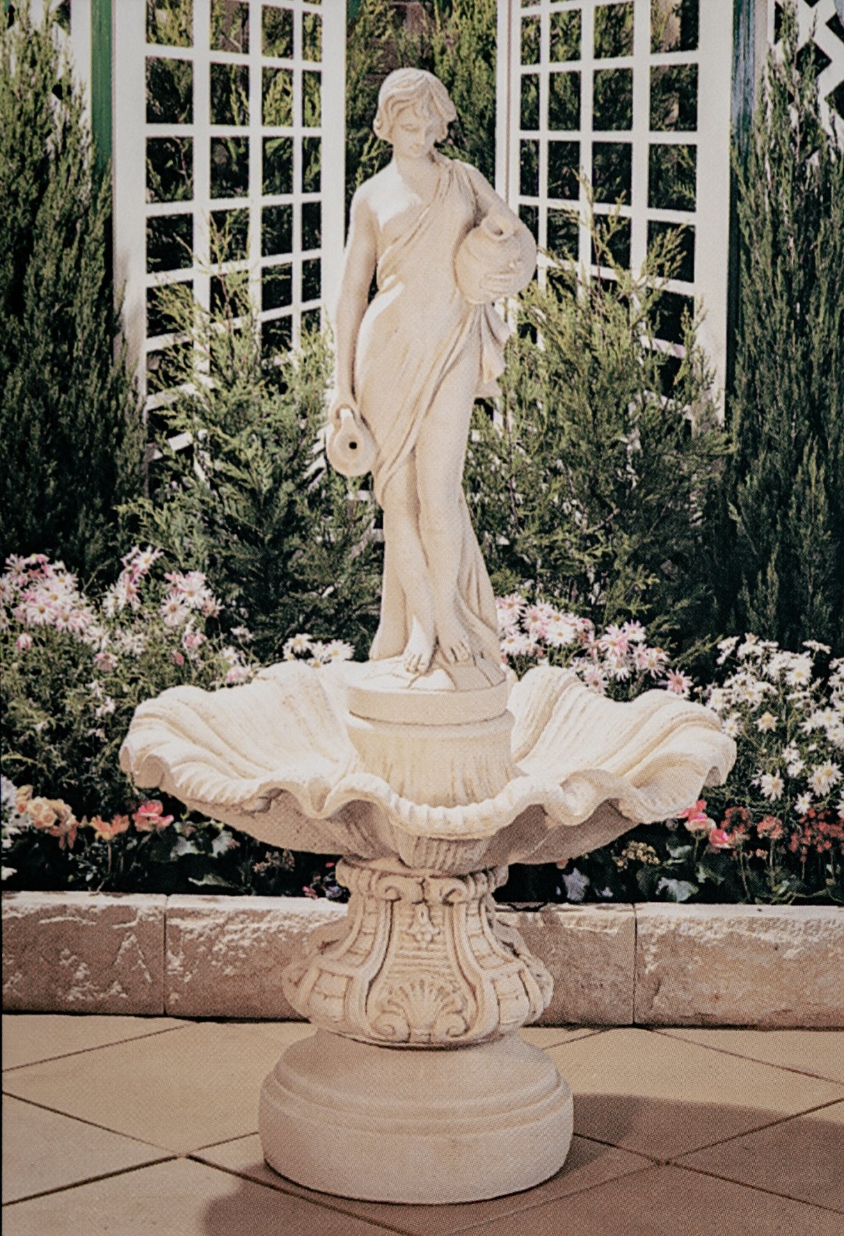 The Datura Concrete Fountain